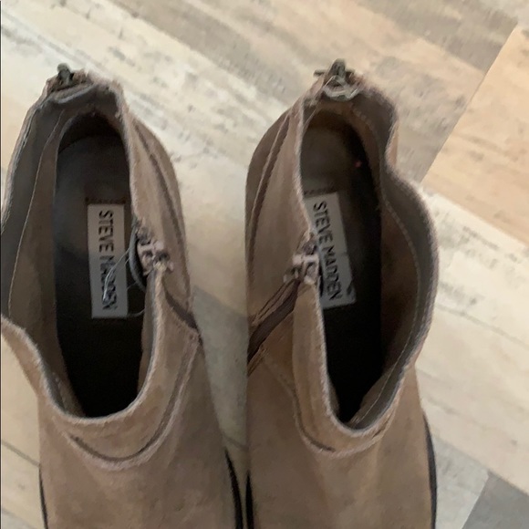 Steve Madden Booties - Picture 6 of 7